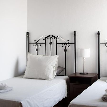 Casa Marlay Spacious, Heated Pool, Bbq & Fast Wi-Fi Only 15 Minutes Walk To Town プラヤ・ブランカ エクステリア 写真