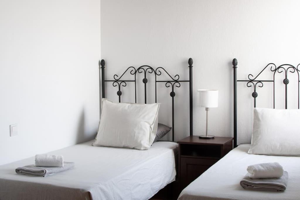 Casa Marlay Spacious, Heated Pool, Bbq & Fast Wi-Fi Only 15 Minutes Walk To Town プラヤ・ブランカ エクステリア 写真