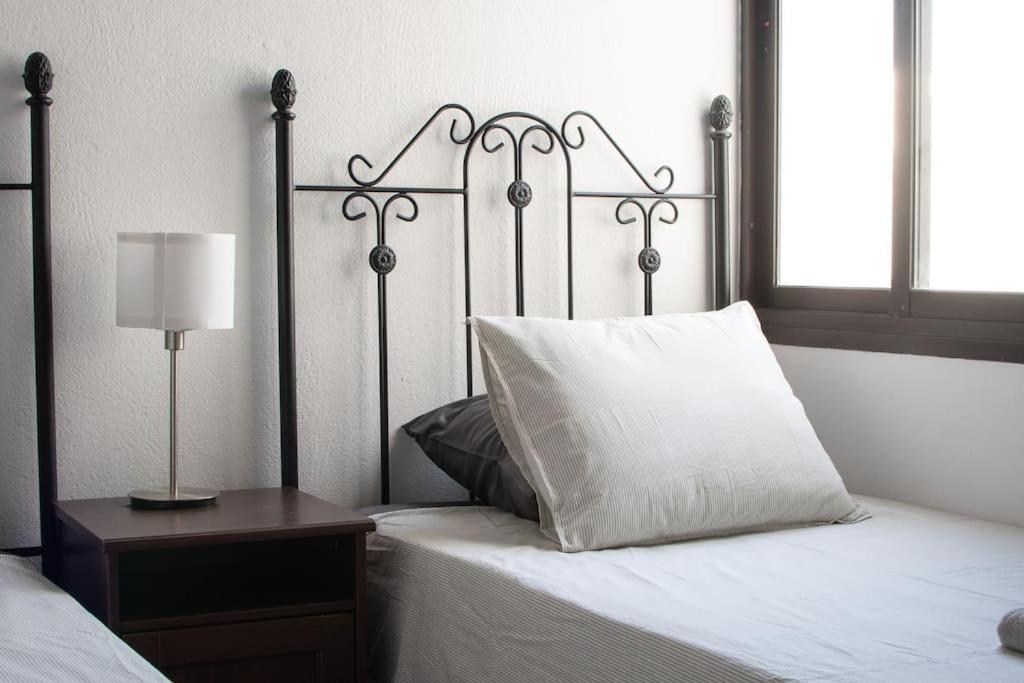 Casa Marlay Spacious, Heated Pool, Bbq & Fast Wi-Fi Only 15 Minutes Walk To Town プラヤ・ブランカ エクステリア 写真